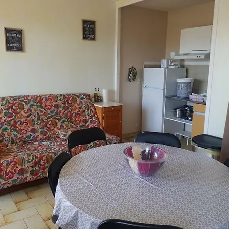 T2 Apartman Six-Fours-les-Plages